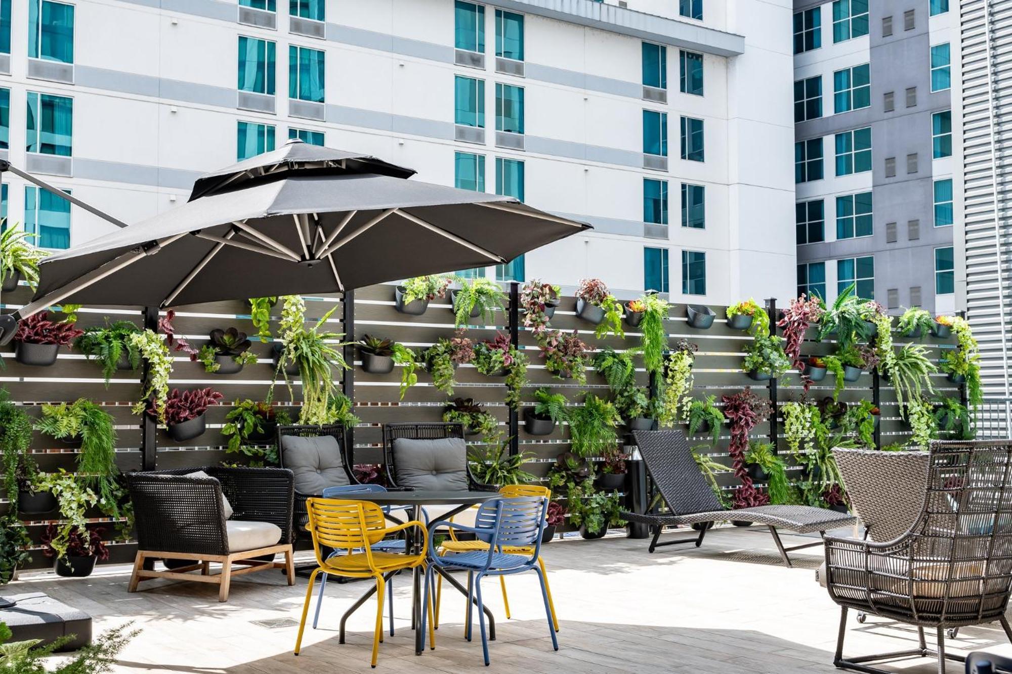 Holiday Inn & Suites Nashville Downtown Broadway Dış mekan fotoğraf