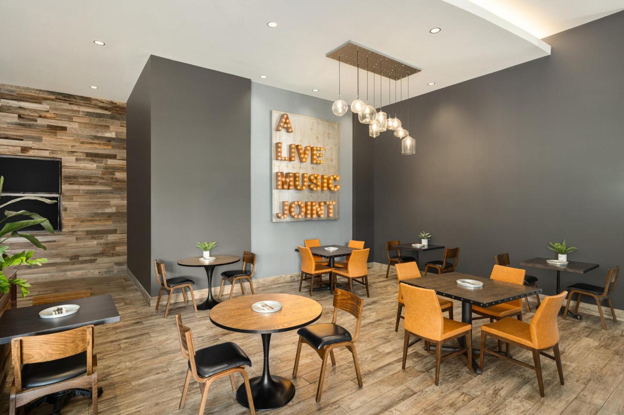 Holiday Inn & Suites Nashville Downtown Broadway Dış mekan fotoğraf